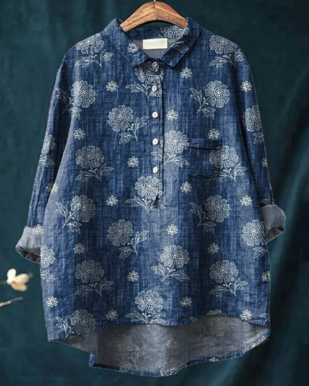 Jenny | Elegante blouse met bloemenprint en knopen