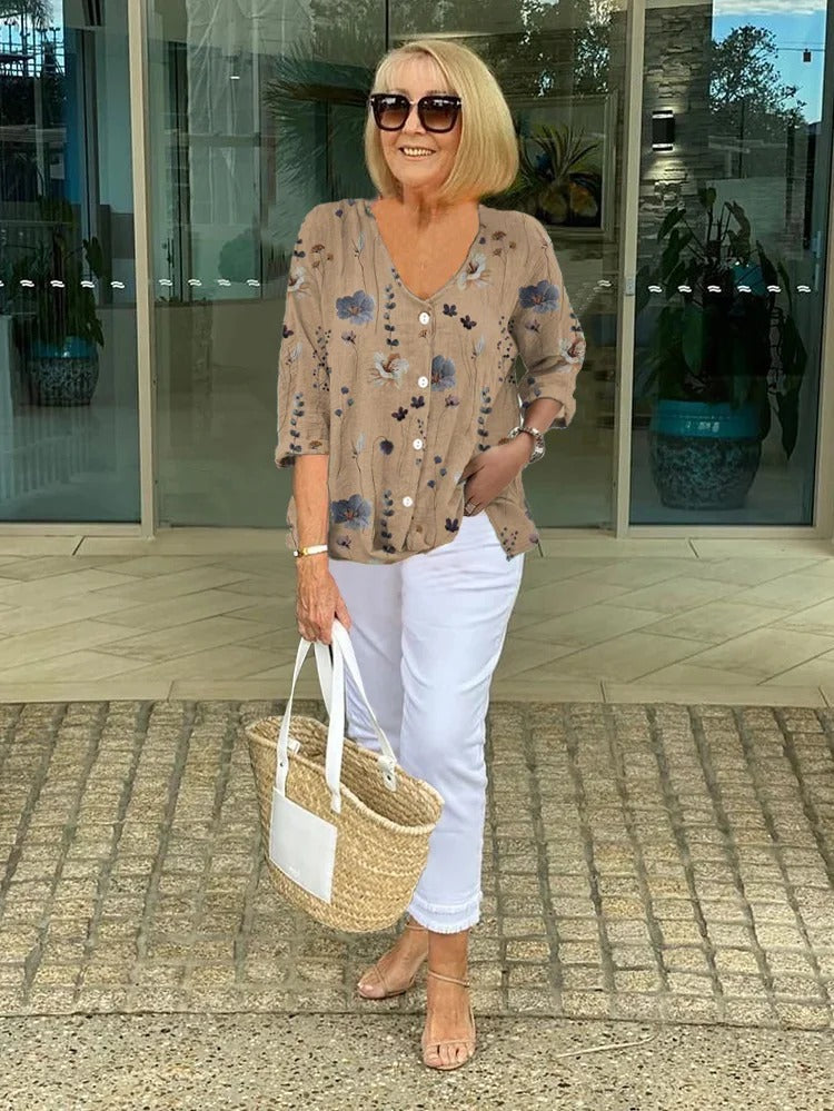Teresa - Elegante Bloes met Bloemmotief en Knopen