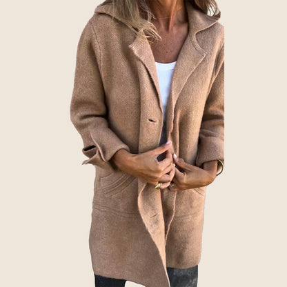 Frankie | Relaxte oversized mantel met revers