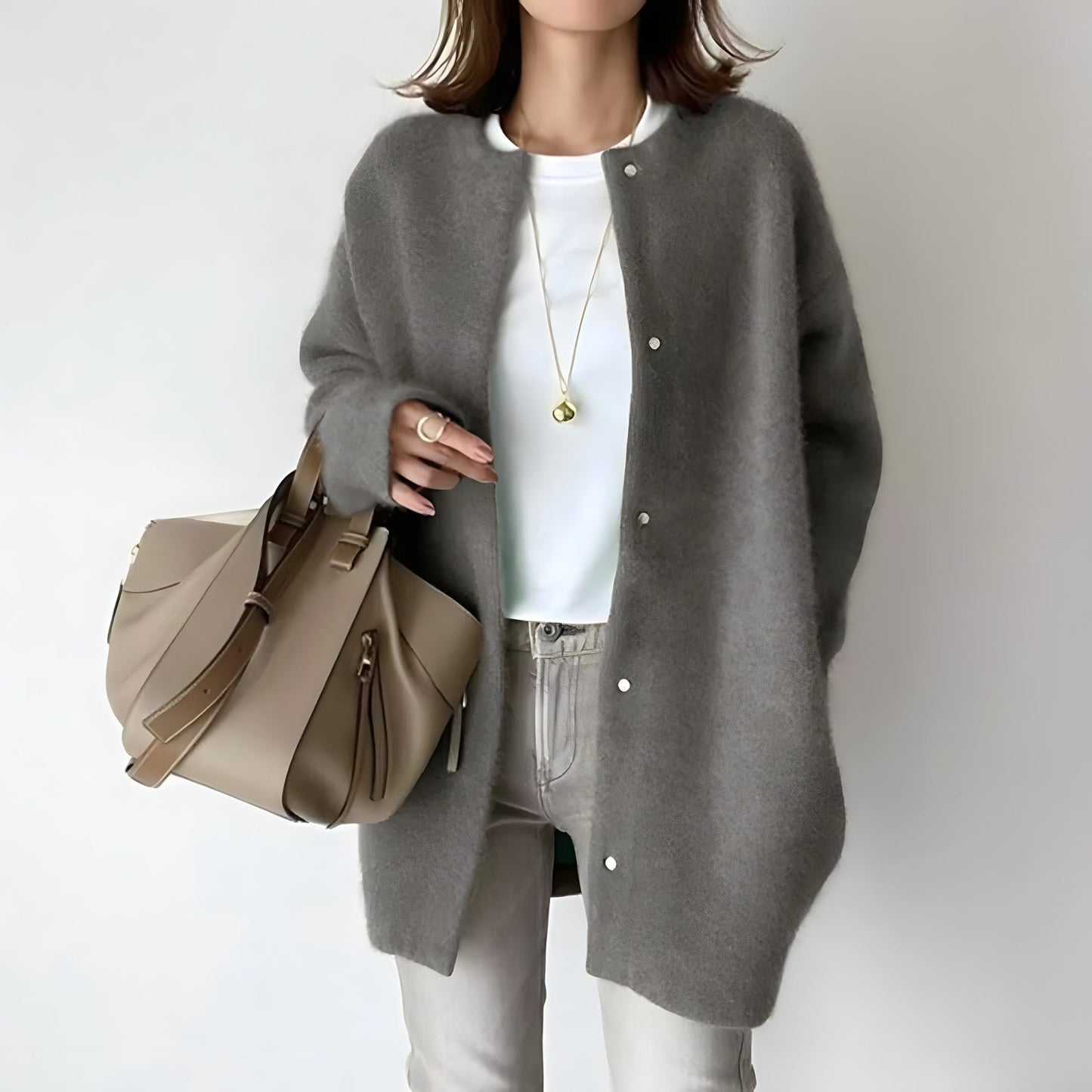 Whitney - Elegant vest met knopen