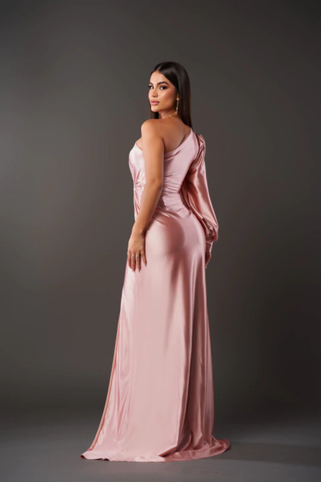 Eliana - Élégance Fluide Chic